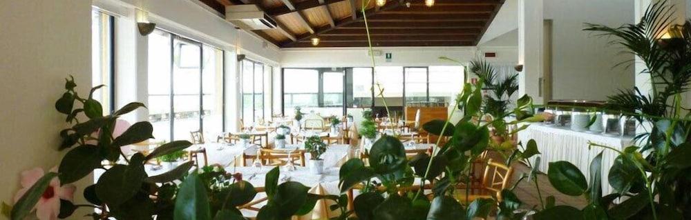 Hotel Marina Uno Lignano Sabbiadoro Ngoại thất bức ảnh