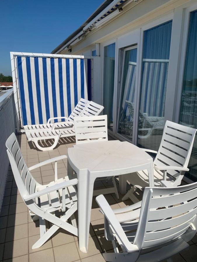Hotel Marina Uno Lignano Sabbiadoro Ngoại thất bức ảnh