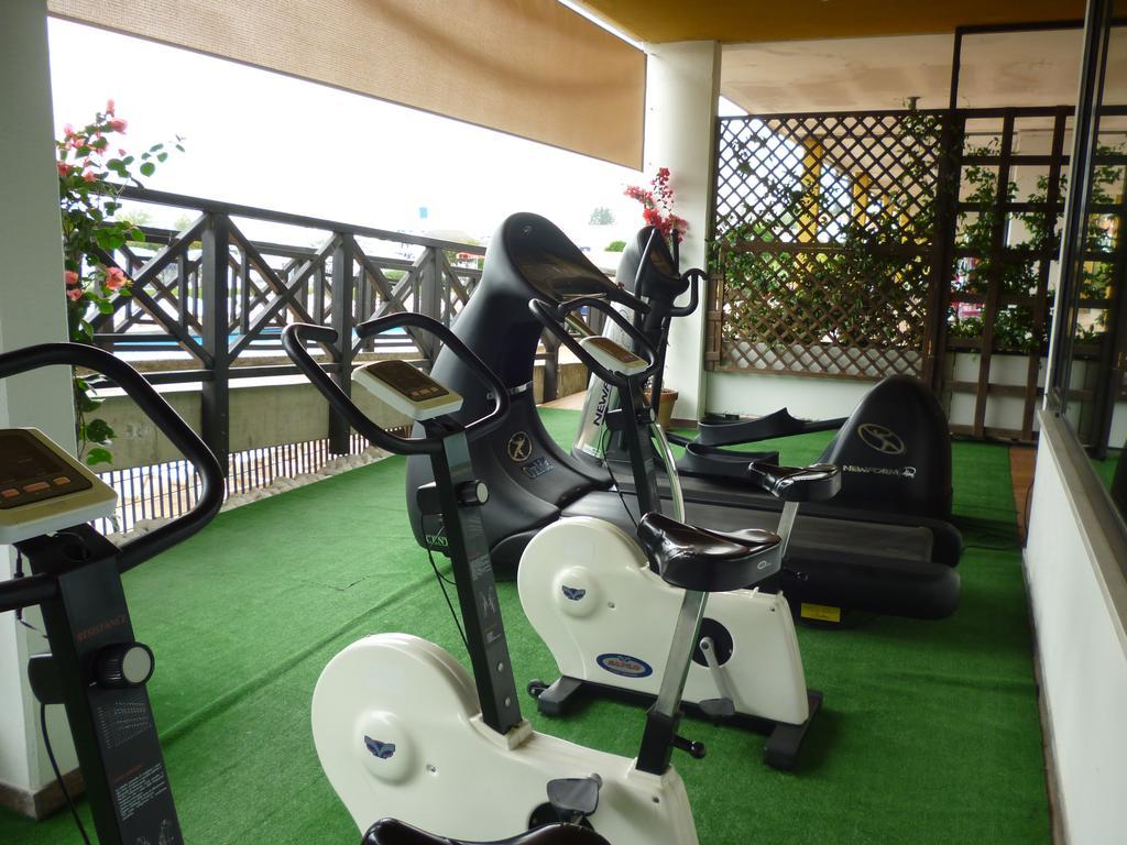 Hotel Marina Uno Lignano Sabbiadoro Ngoại thất bức ảnh